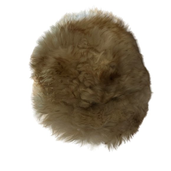 Dyed Italian Lamb beige fur hat band diameter 7 inches made in Italy - Picture 5 of 9